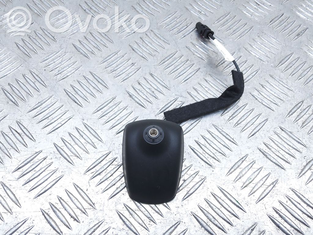Opel Astra K Radion antenni 