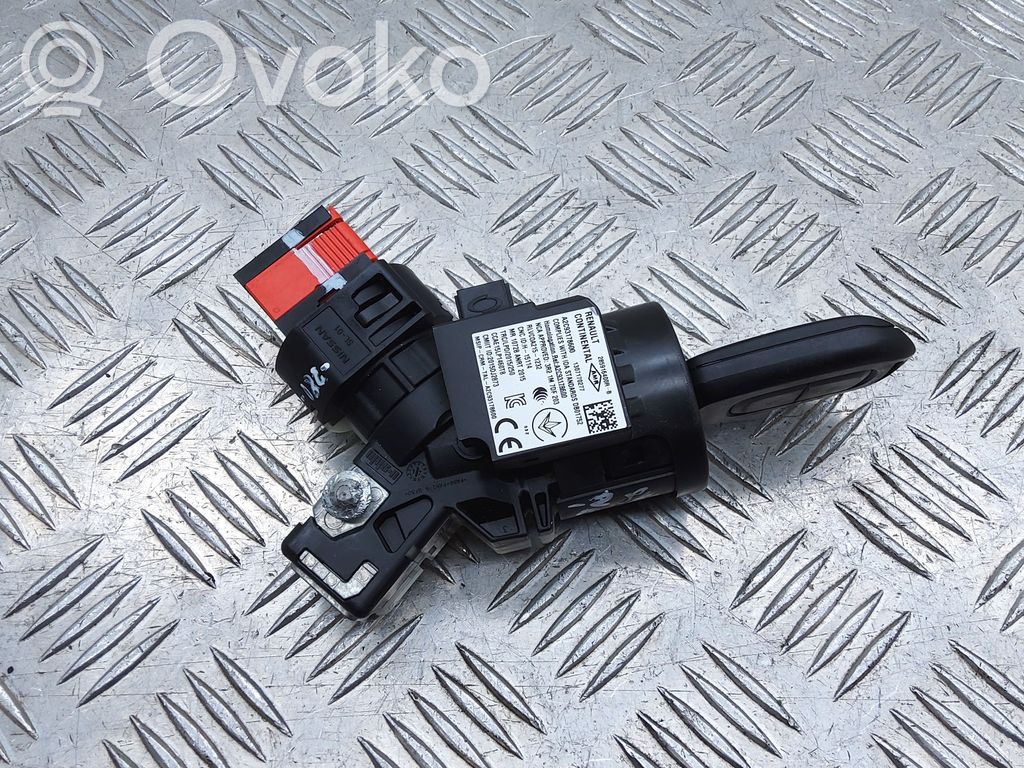 Nissan Micra K14 Užvedimo spynelė 