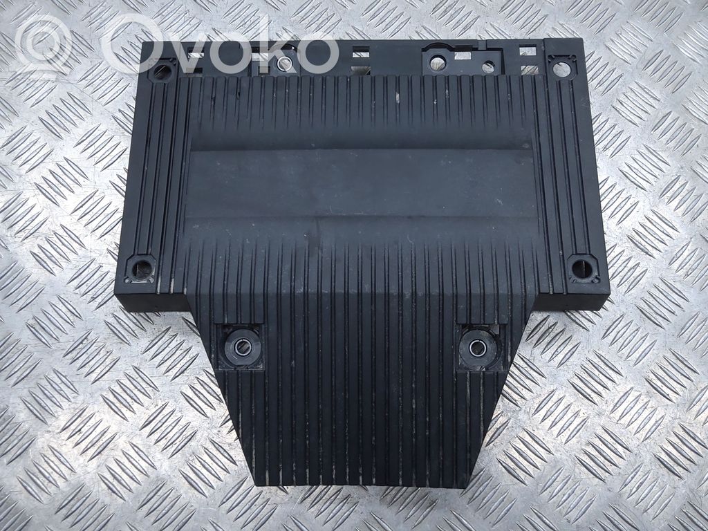 Motorabdeckung   9835354180,9835156980,9835350680