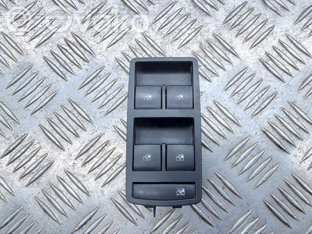 Opel Insignia A Electric window control switch 
