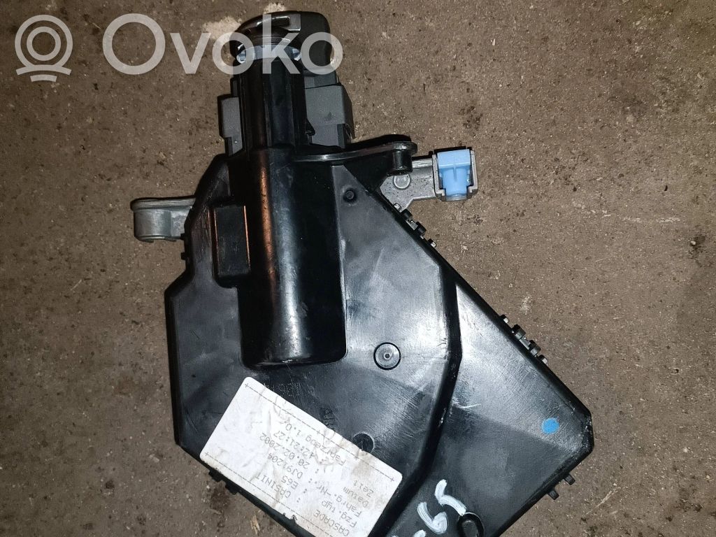 BMW 7 E65 E66 Užvedimo spynelė 