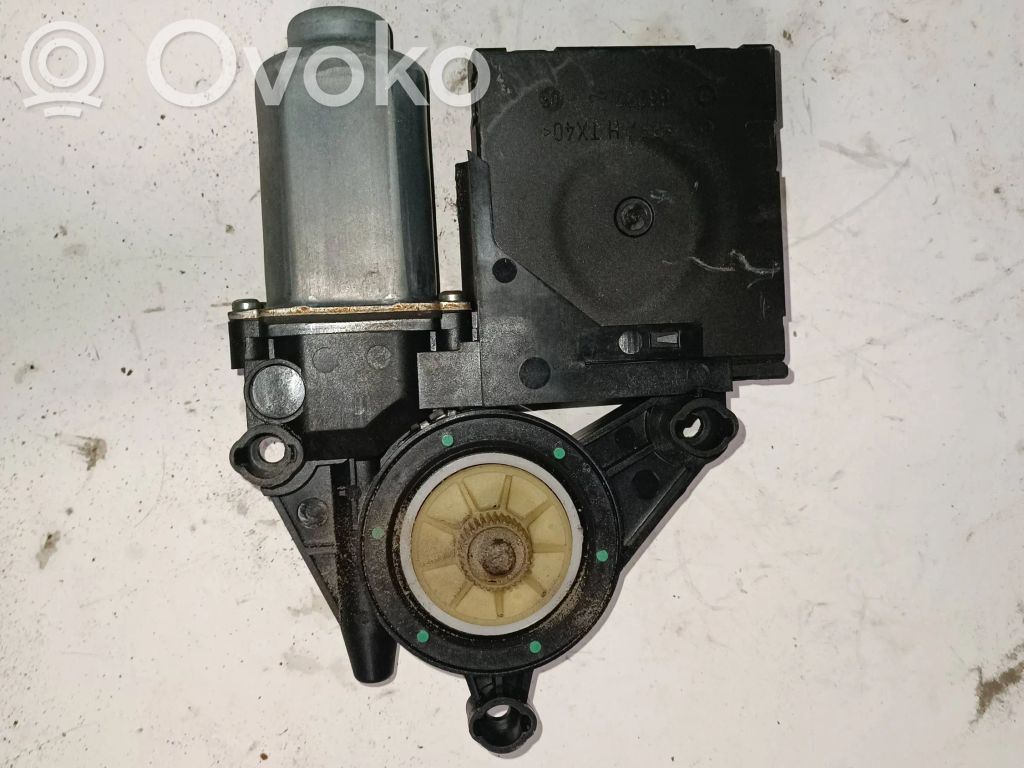 Volkswagen Touran I Silnik regulatora szyby drzwi przednich 
