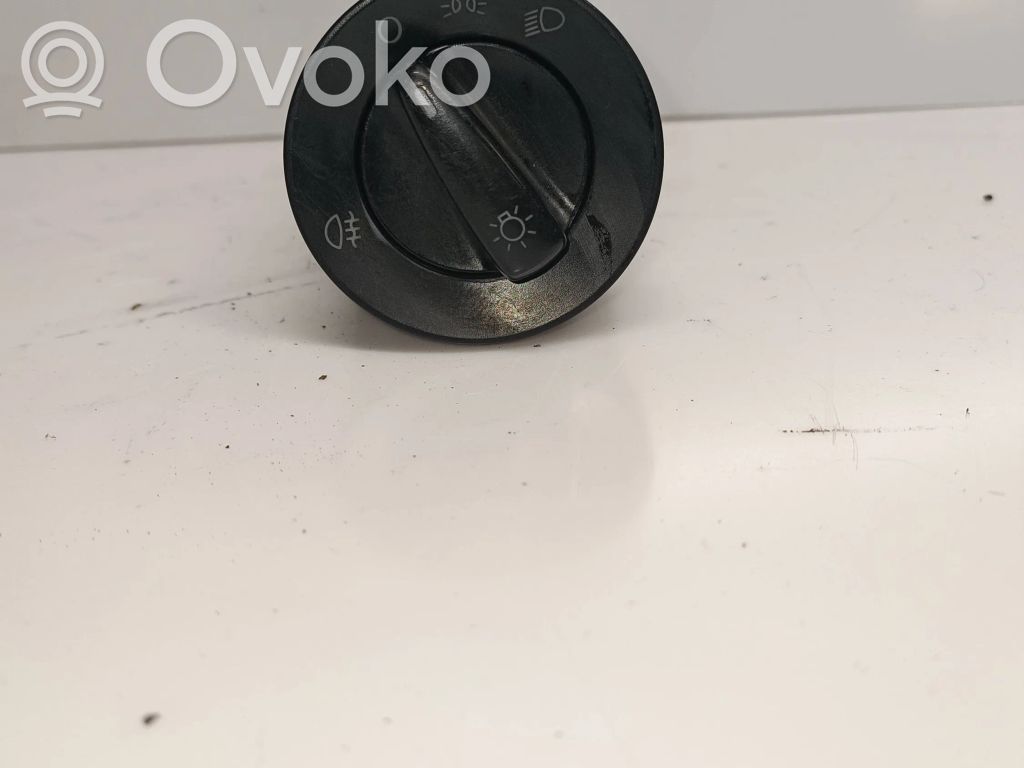 Interruptor de luz   1C0941531
