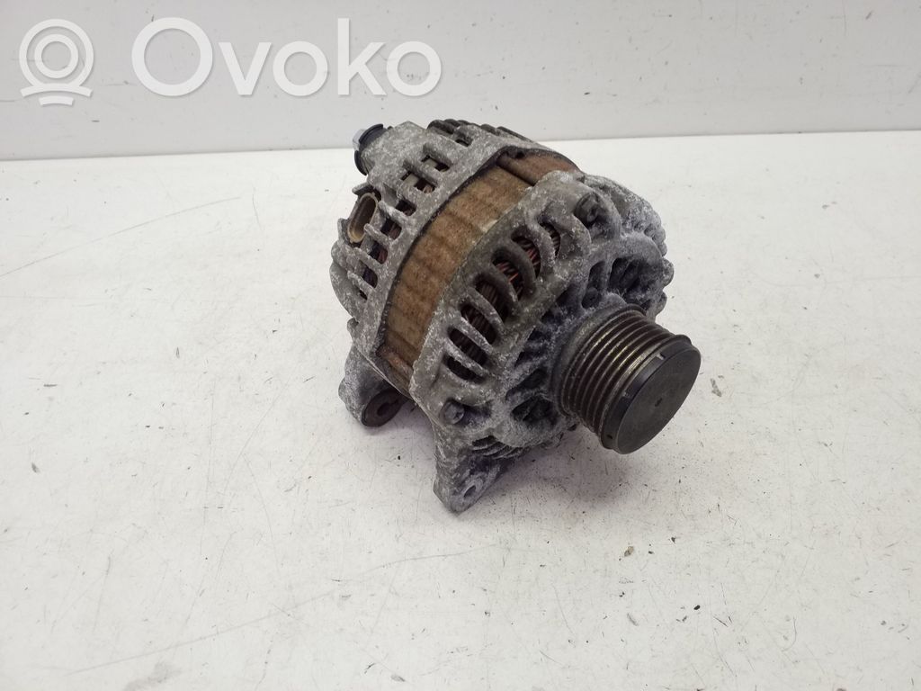 Nissan Juke I F15 Generator/alternator 