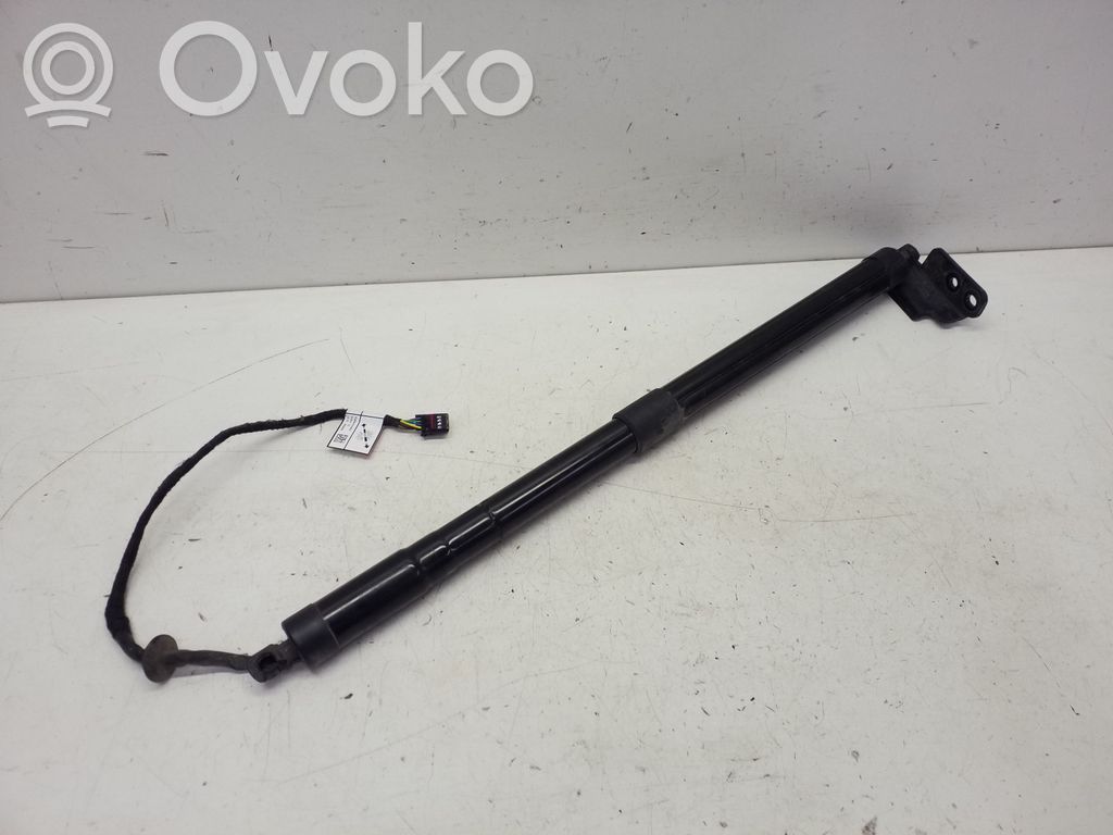 Volvo XC60 Tailgate/trunk strut/damper 