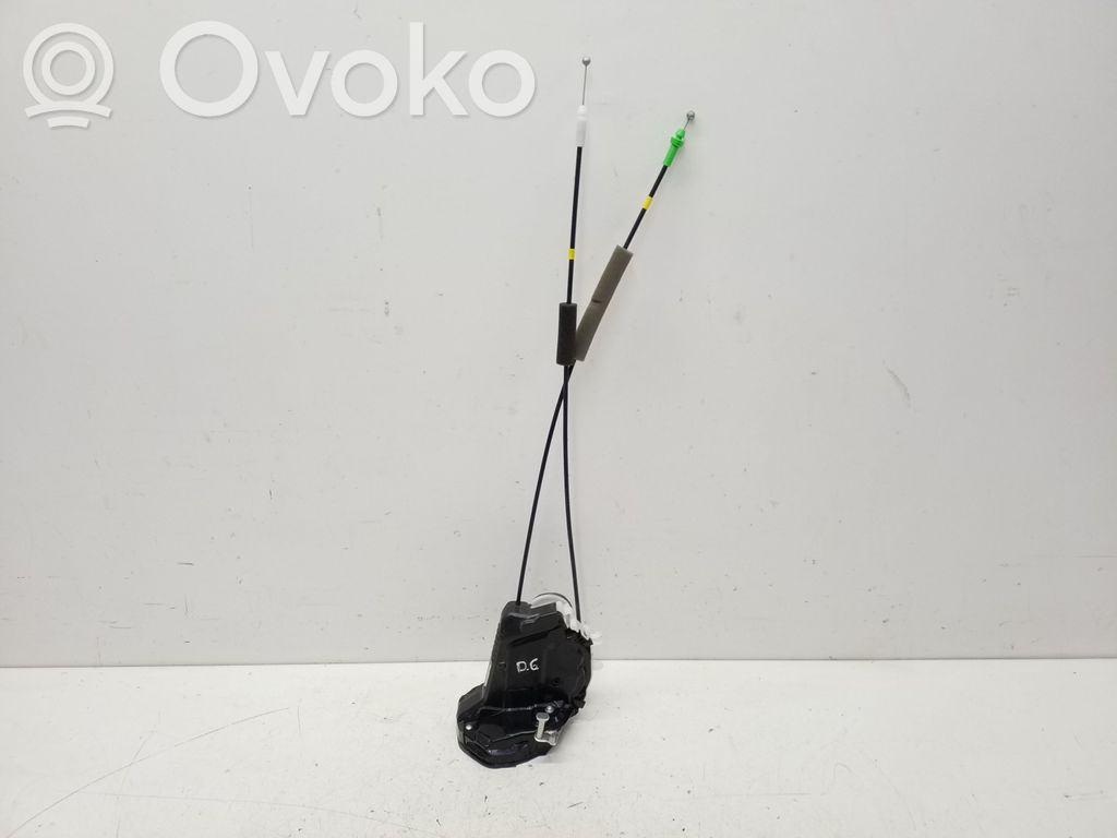 Toyota Prius (XW50) Zamek drzwi tylnych 