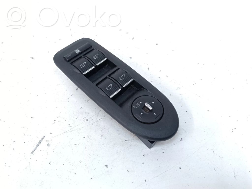 Ford Kuga I Electric window control switch 
