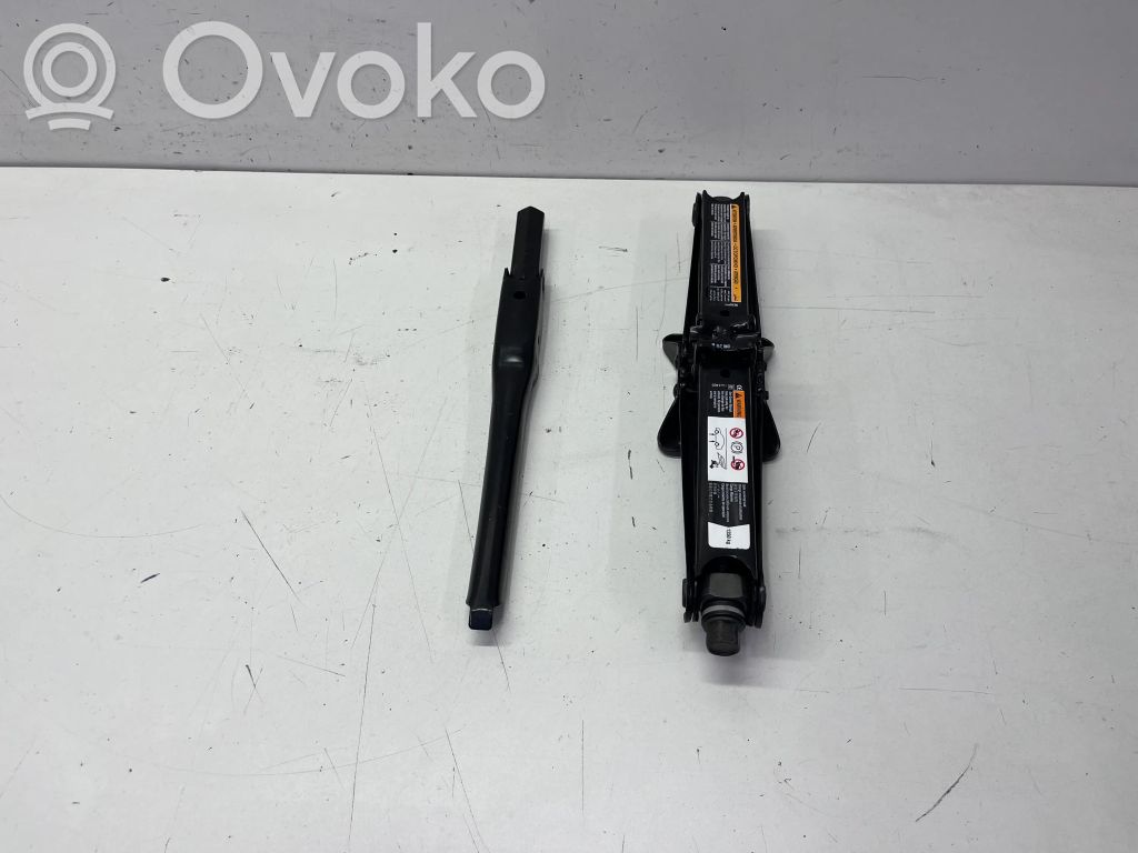 Buick Encore I Instrumentu komplekts 