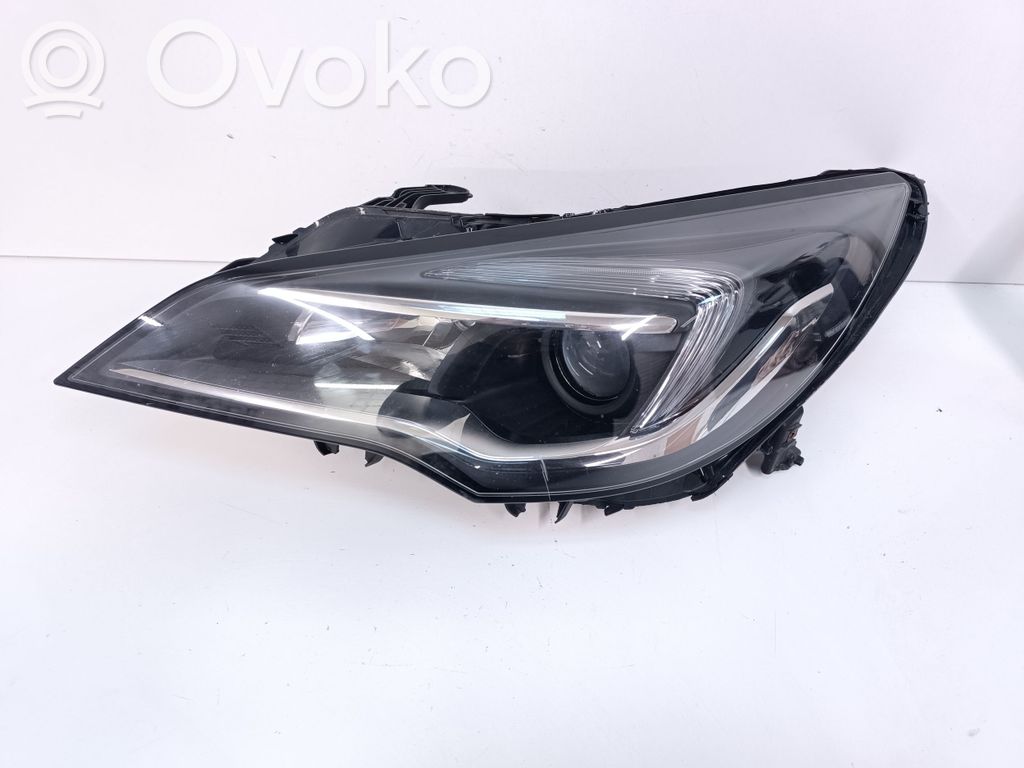 Opel Astra K Lampa przednia 