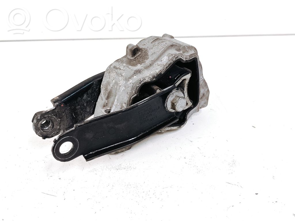 Volvo V60 Engine mount bracket 