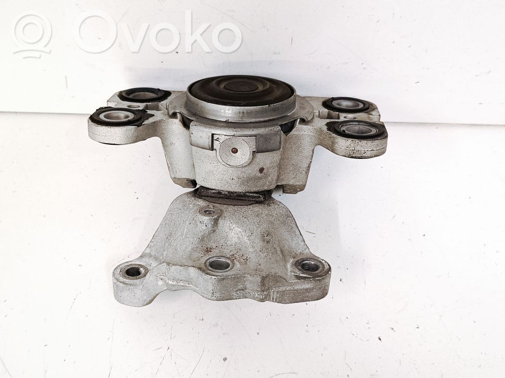 Engine mount bracket   31401308,31401744