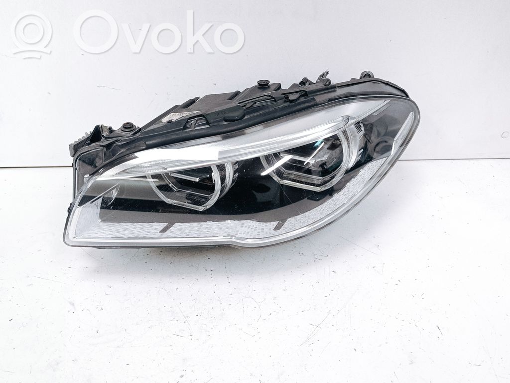 BMW 5 F10 F11 Lampa przednia 