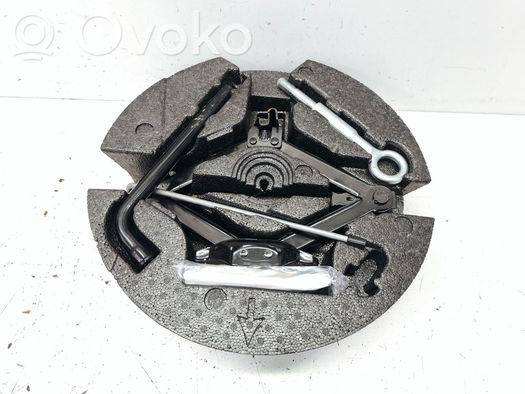 Tool set   31317346
