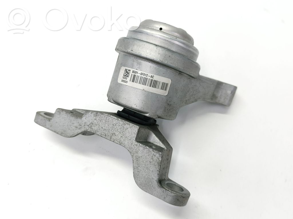 Ford Fusion II Engine mount bracket 