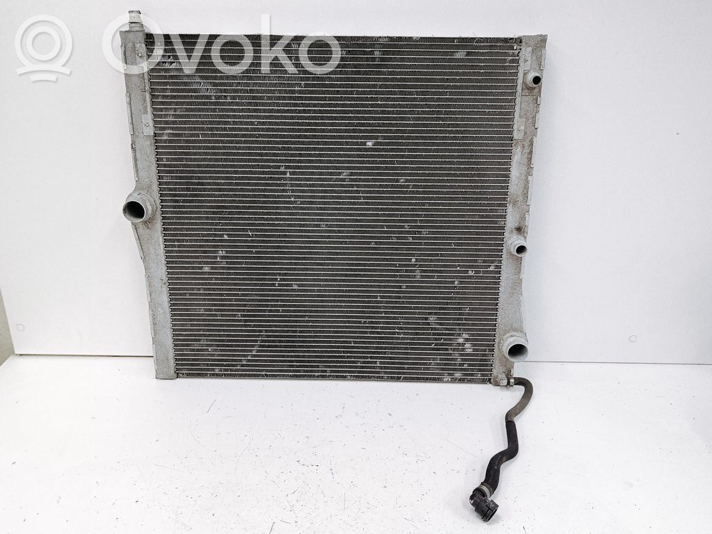 BMW X5M E70 Coolant radiator 