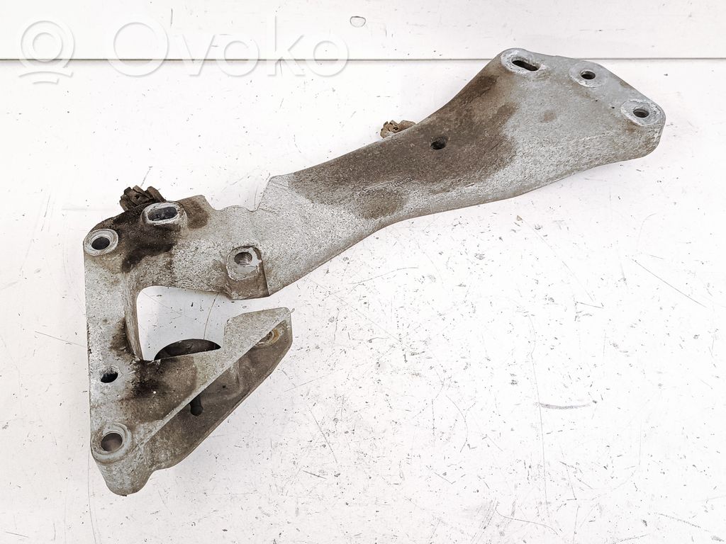 BMW 3 F30 F35 F31 Gearbox mounting bracket 