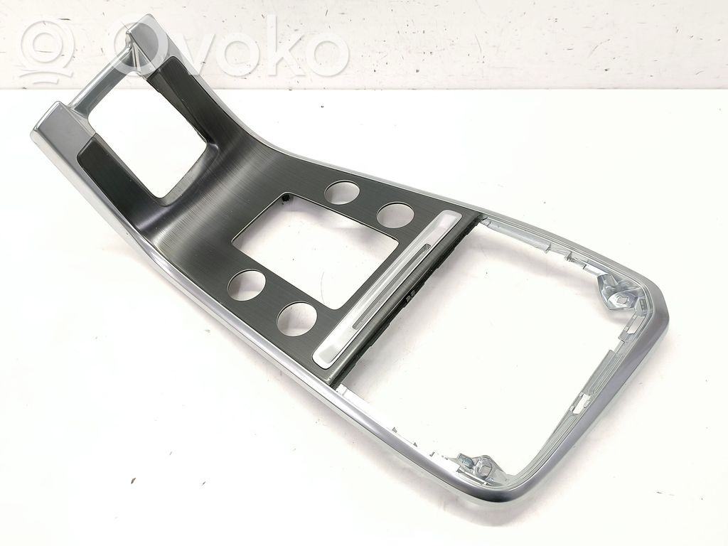 Volvo XC60 Climate control/heater control trim 