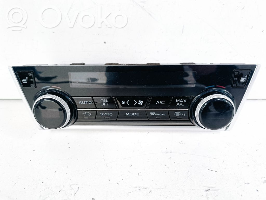 Subaru Legacy Climate control unit 