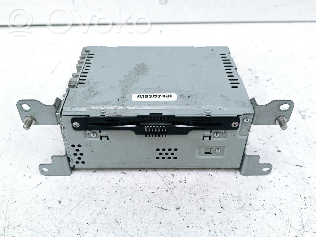 Panel / Radioodtwarzacz CD/DVD/GPS   HS7T19C107XA,CQFJ26E0UMB