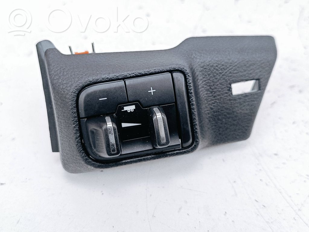 Other switches/knobs/shifts   7FB20DX9AA