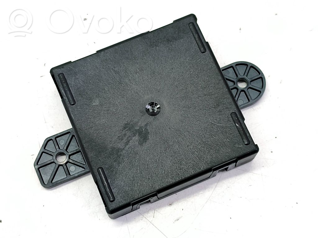 Dodge Durango III Door control unit/module 