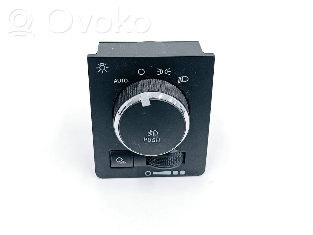 Dodge RAM 1500 DS Light switch 