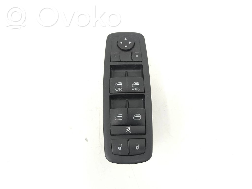 Dodge Durango III Electric window control switch 
