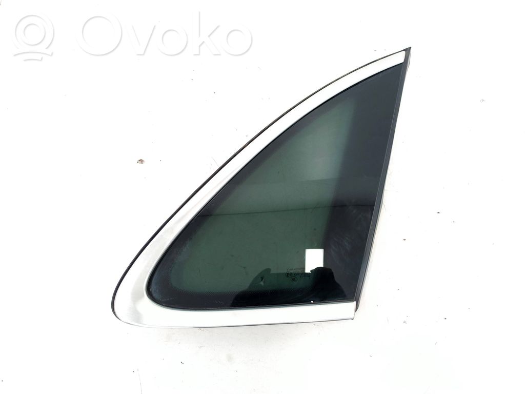 Szyba karoseryjna tylna   43R002092,95B845298BB,95B845298
