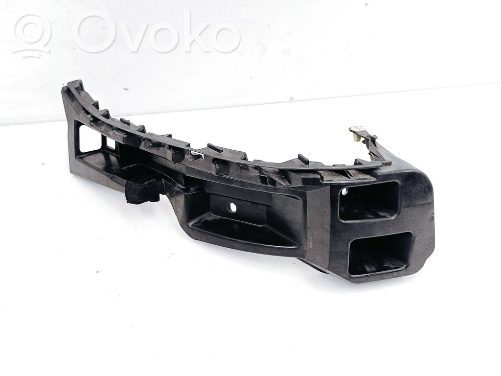 Volvo XC60 Soporte de montaje del parachoques trasero 