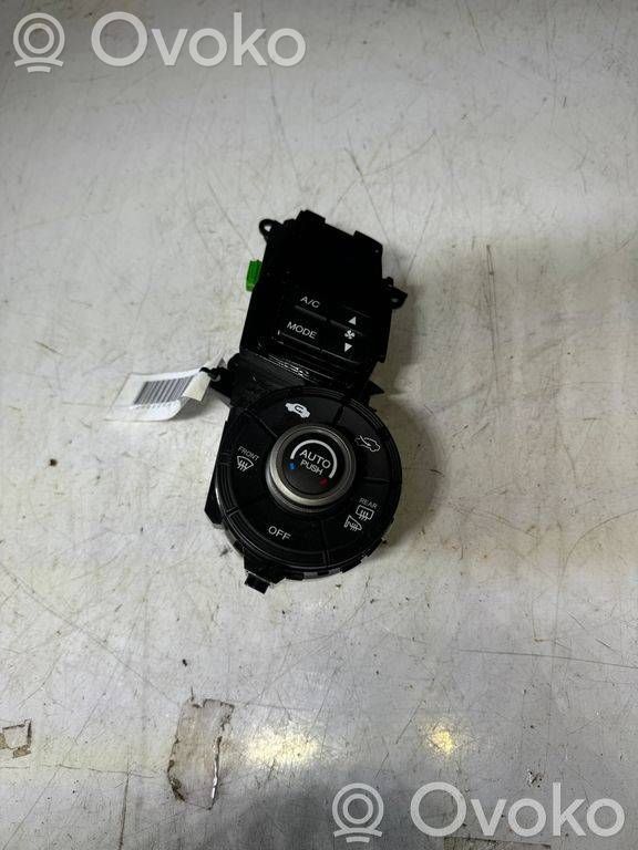 Climate control unit   D09US