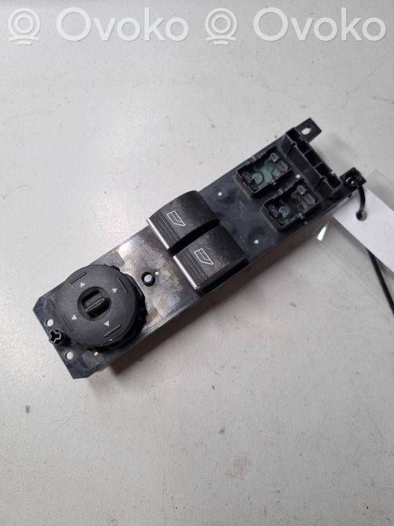 Ford Fiesta Electric window control switch 