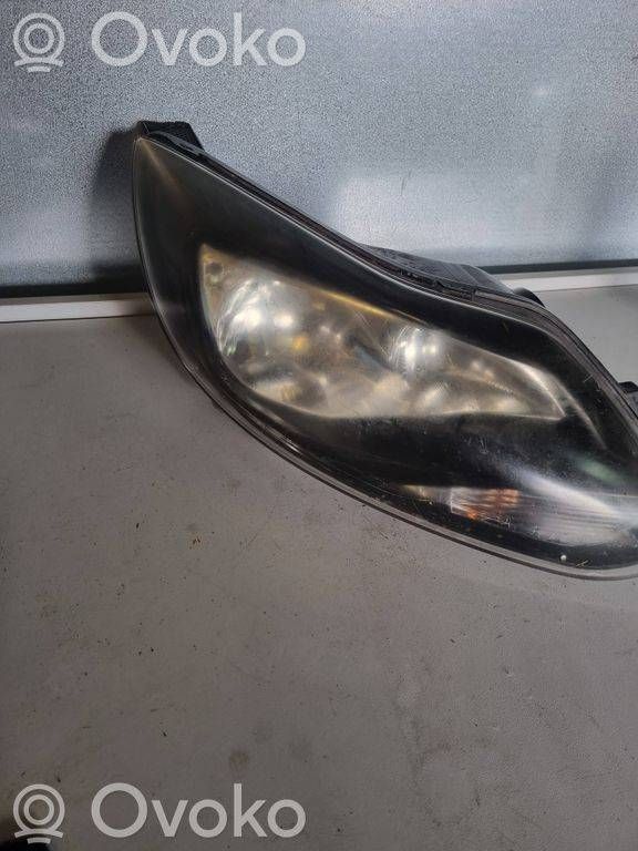 Ford Focus Headlight/headlamp 