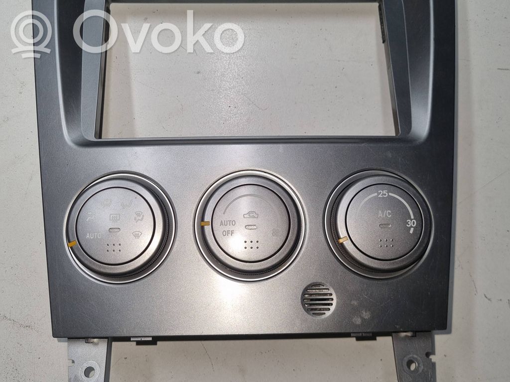 Climate control unit   72311FE080