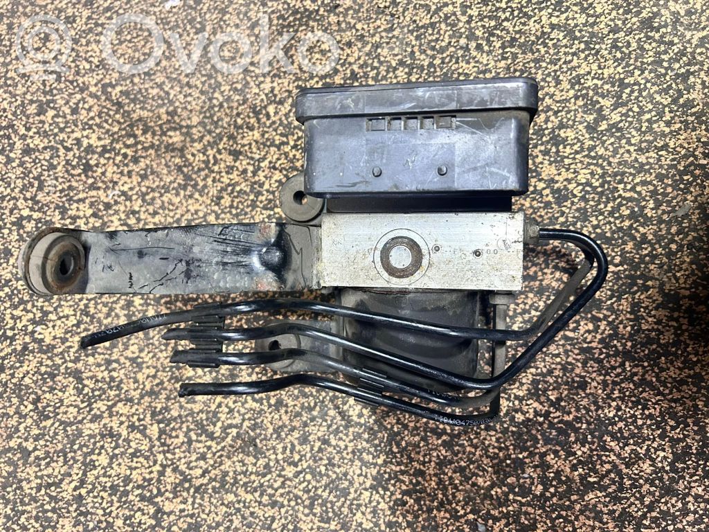 Pompe ABS   8M512C405CA