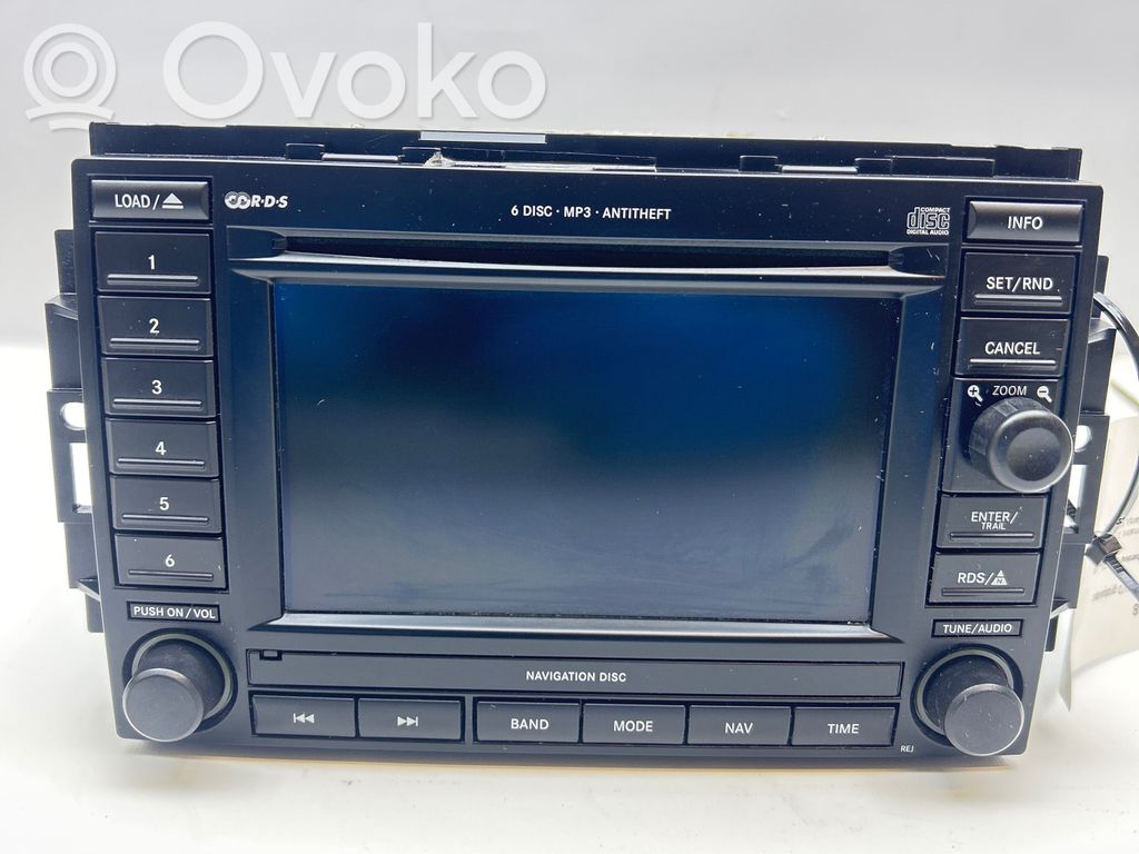 Jeep Grand Cherokee (WK) Radio/CD/DVD/GPS head unit 