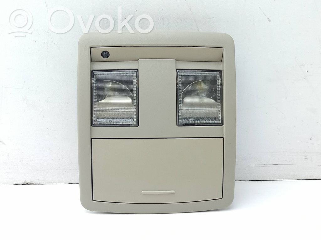 Jeep Grand Cherokee (WK) Front seat light 