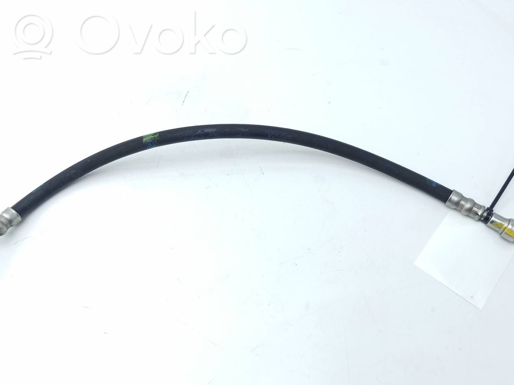 BMW Z4 E85 E86 Degvielas caurulīte (-es) 