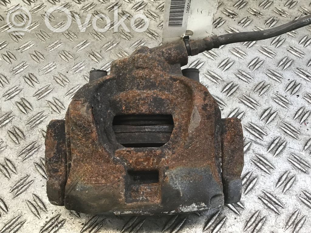 Caliper de freno delantero