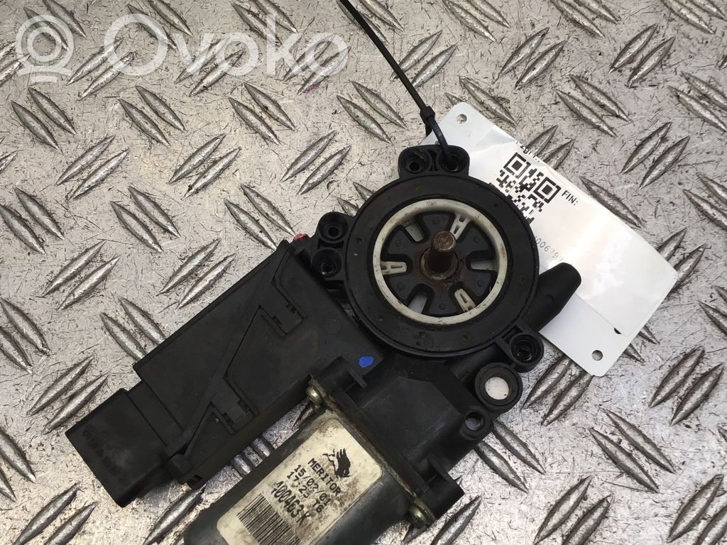 Renault Laguna II Front door window regulator motor 