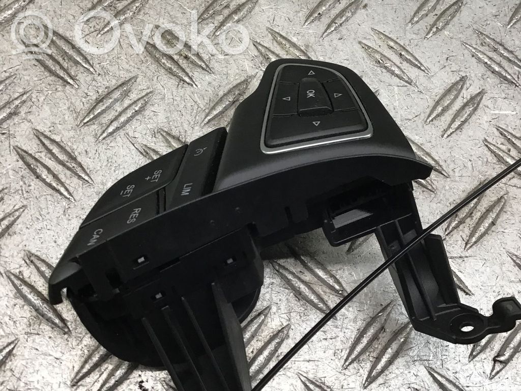 Ford Focus Cruise control switch 