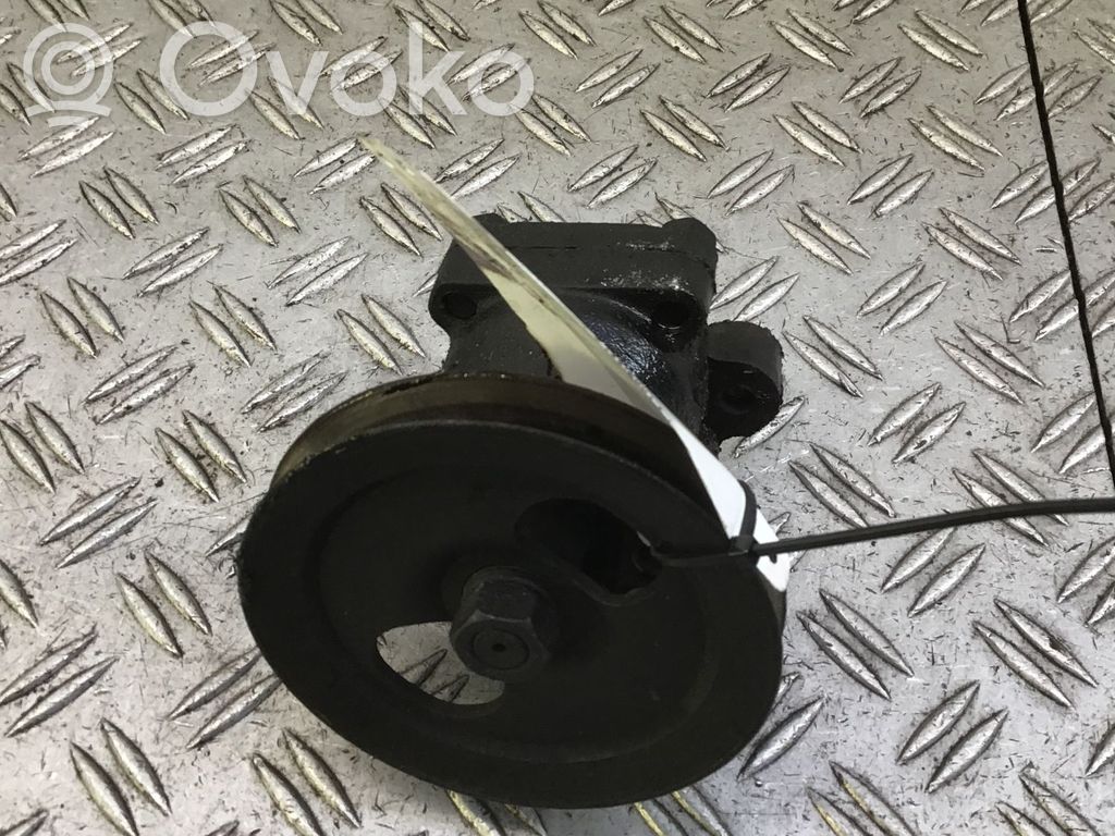 Ohjaustehostimen pumppu