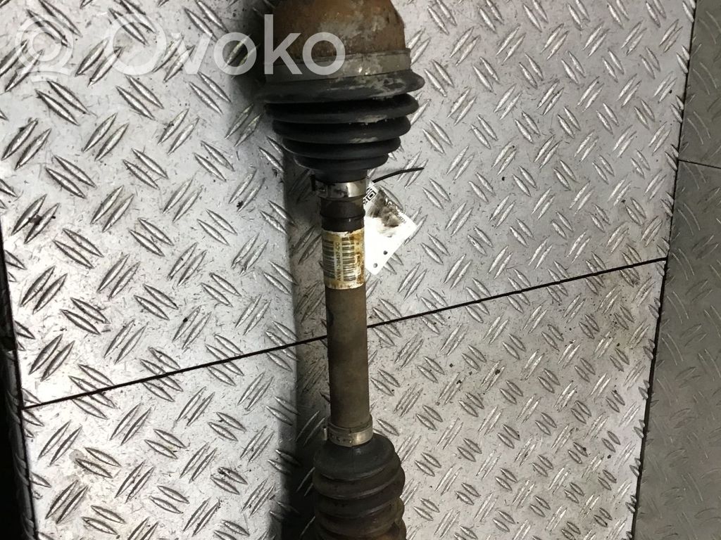 Priekšējā pusass   AV613B437CC