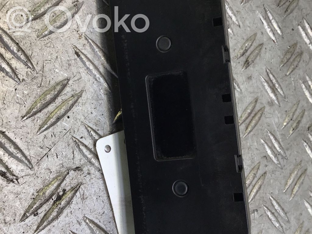 Screen/display/small screen   96439997XT