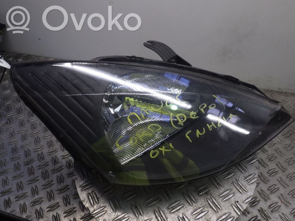 Ford Focus Headlight/headlamp 