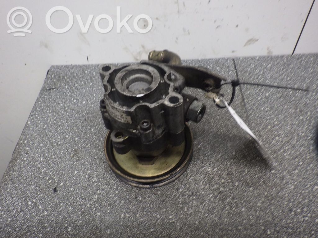 Ohjaustehostimen pumppu