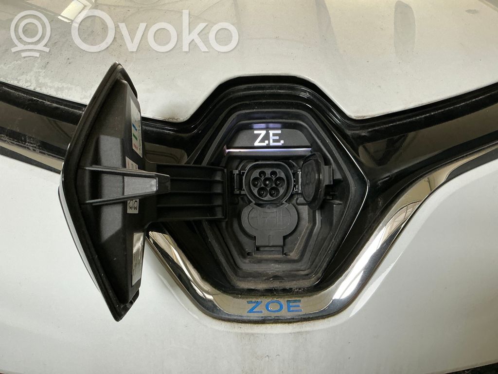 Renault Zoe Gniazdo ładowania samochodu elektrycznego 