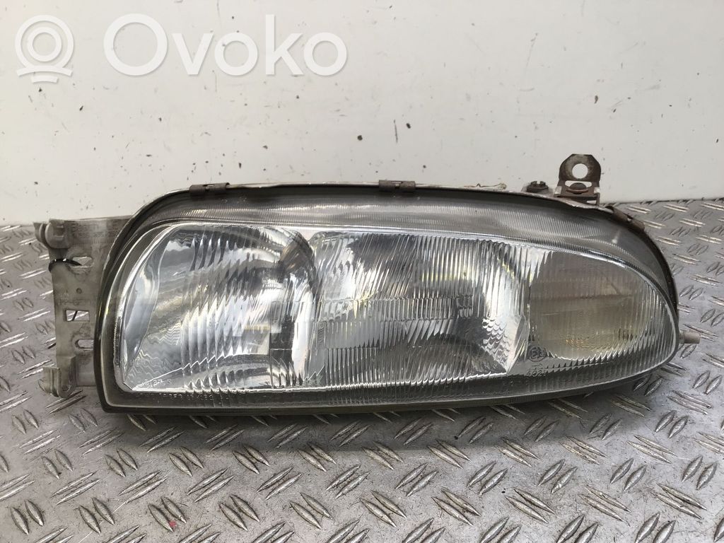 Ford Fiesta Headlight/headlamp 