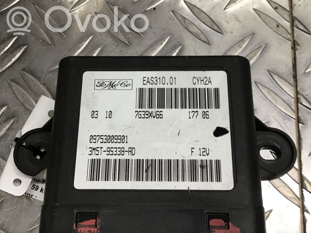 Ford Focus Unidad de control/módulo del bloqueo de puertas 
