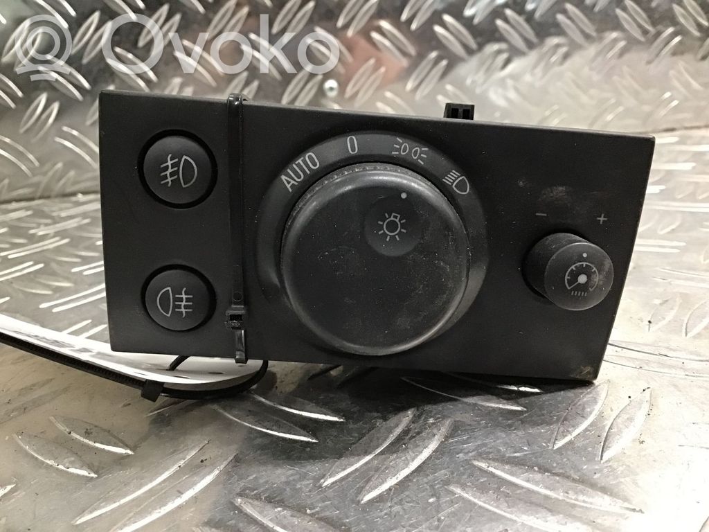 Opel Vectra C Light switch 