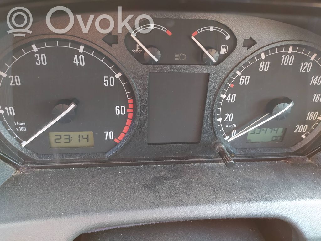 Skoda Fabia Mk1 (6Y) Licznik / Prędkościomierz 